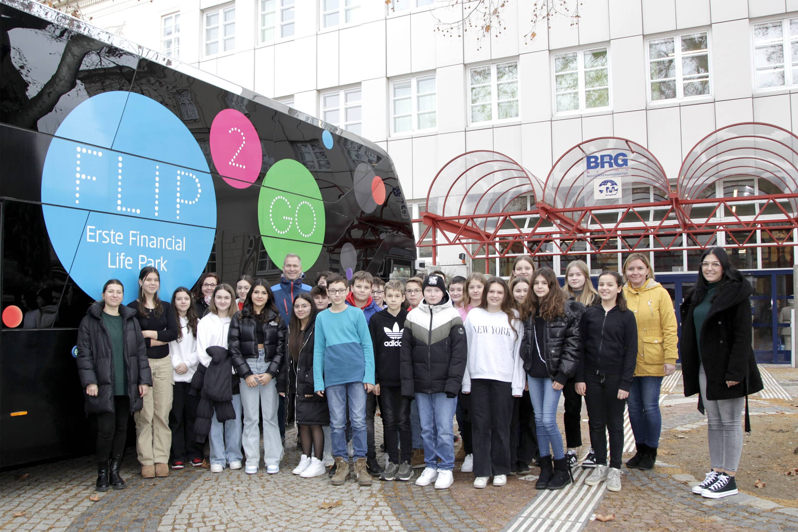 Read more about the article FLIP2Go Bildungsbus macht Halt im BRG! 
